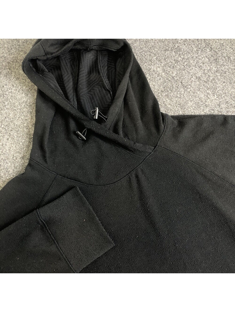 Under Armour Hoodie Mens XL Black Thermal Cold Gear Long Sleeve Loose